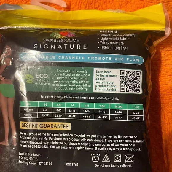 Woman’s Fruit of the Loom 5 pk Bikinis size XL 8 - Picture 3 of 5